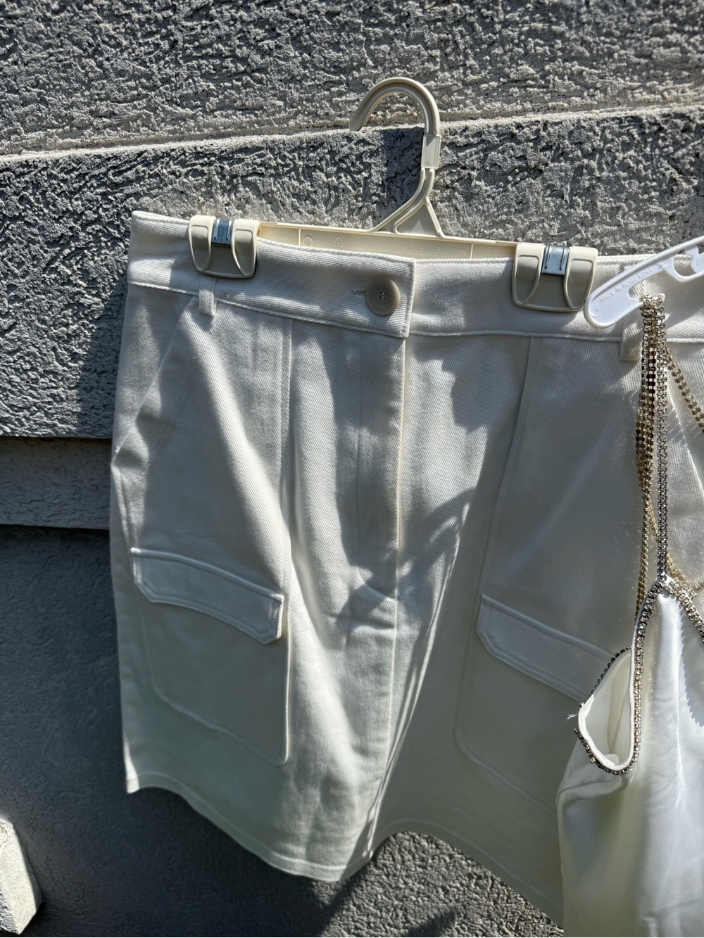 Karen Kane Cream Cargo Bermuda Skirt